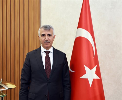 VALİMİZ MÜKERREM ÜNLÜER’İN 23 NİSAN ULUSAL EGEMENLİK VE ÇOCUK BAYRAMI MESAJI